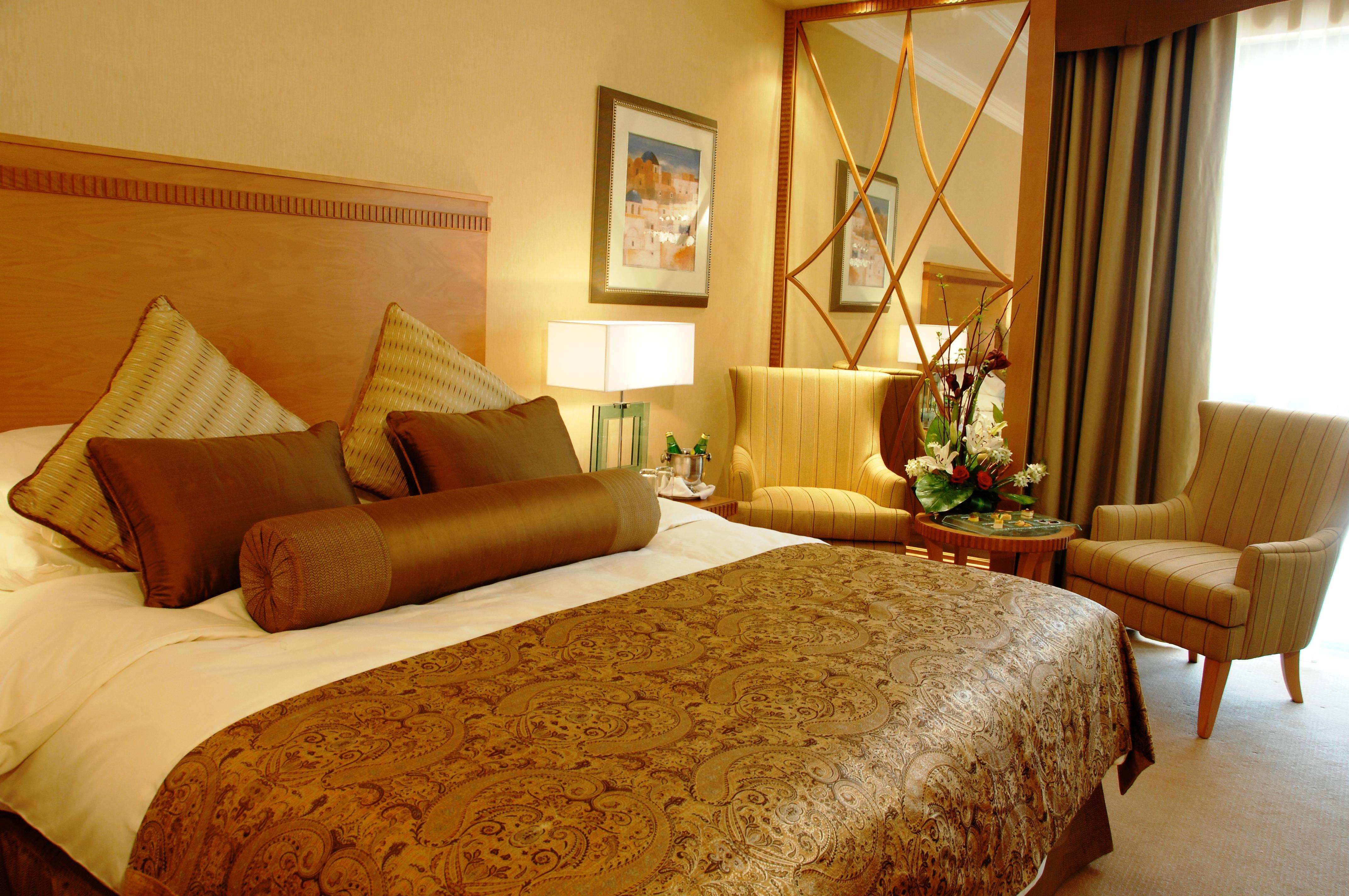 Golden Tulip Bahrain Hotel Manamah Buitenkant foto