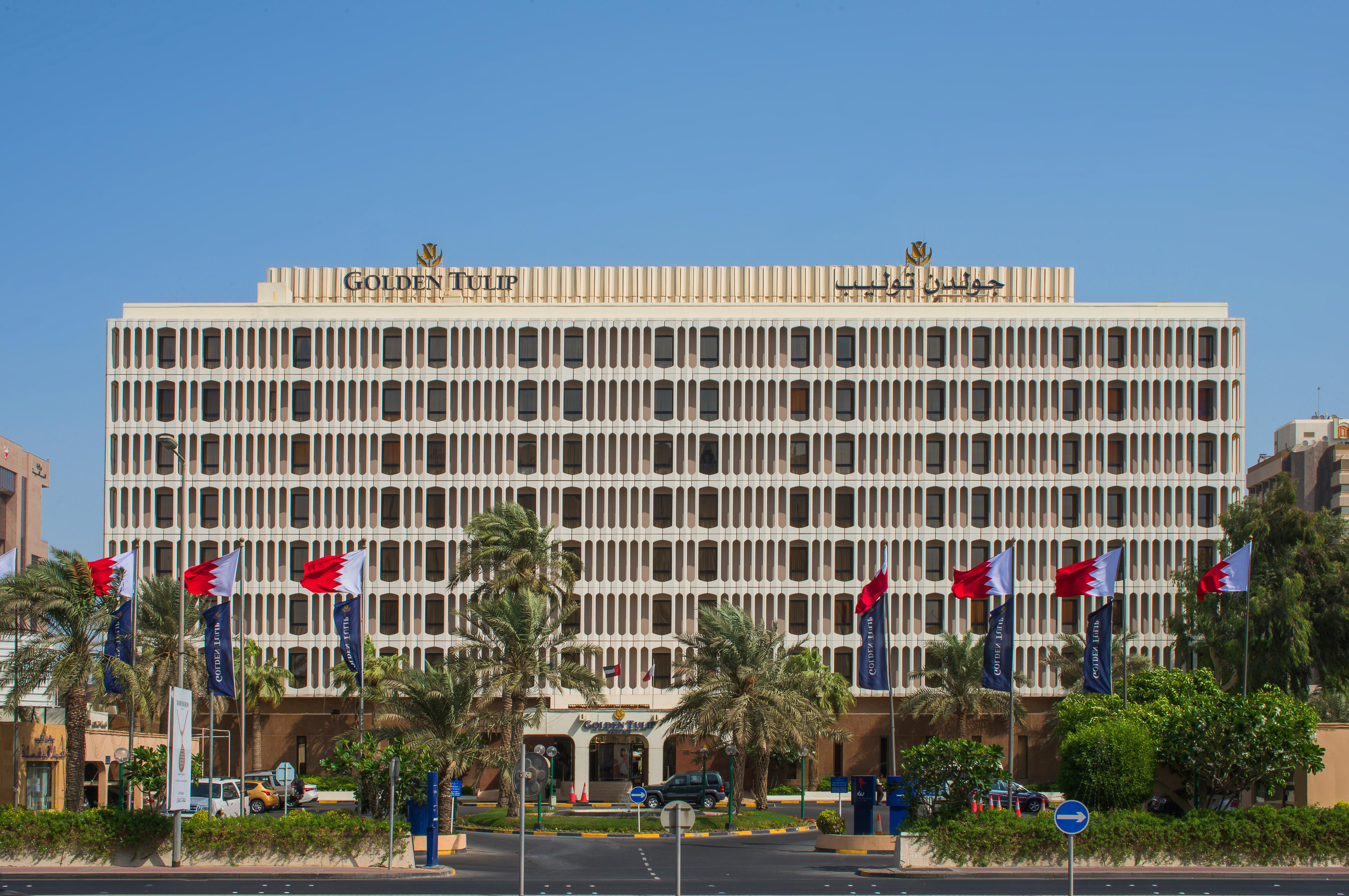 Golden Tulip Bahrain Hotel Manamah Buitenkant foto