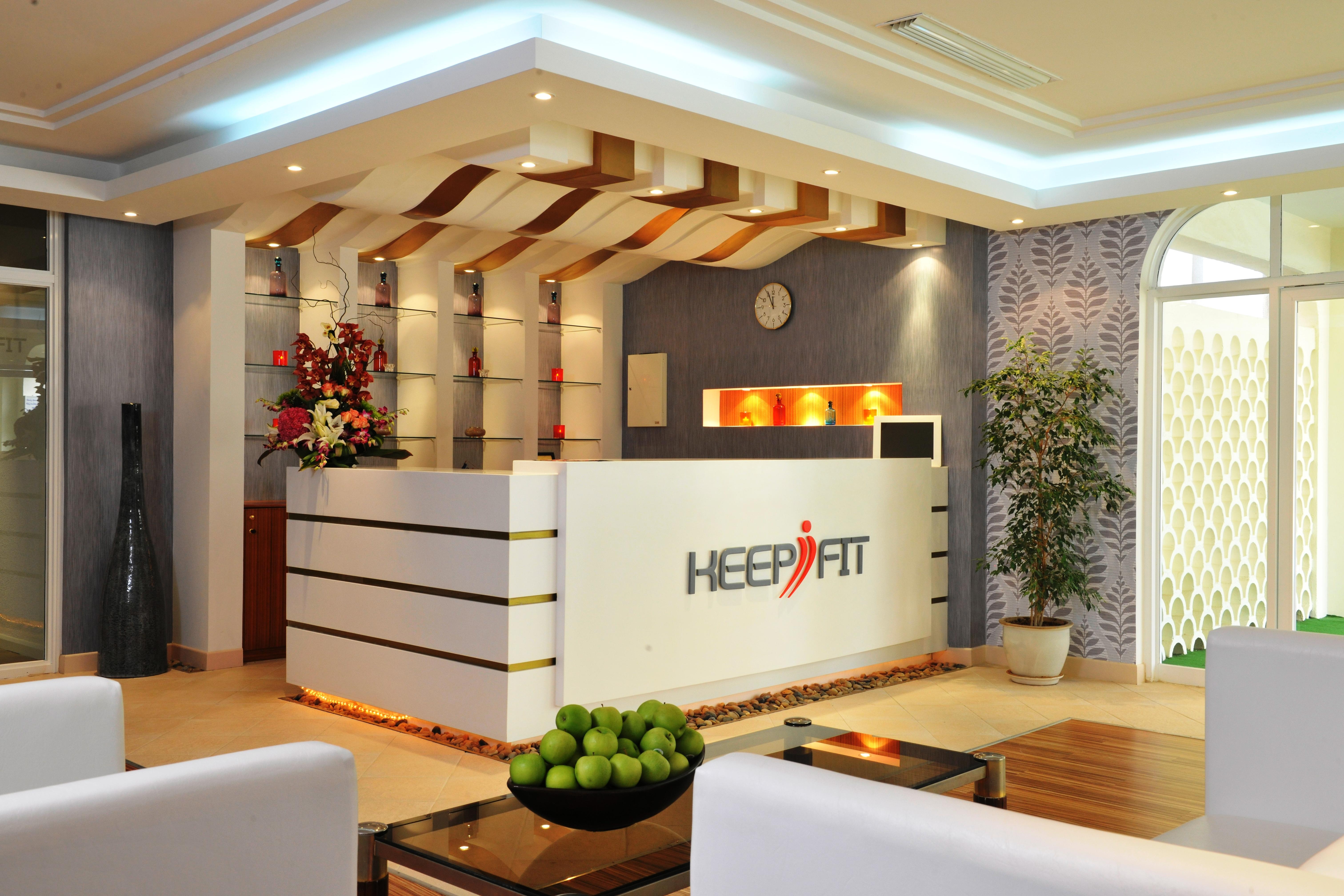 Golden Tulip Bahrain Hotel Manamah Buitenkant foto