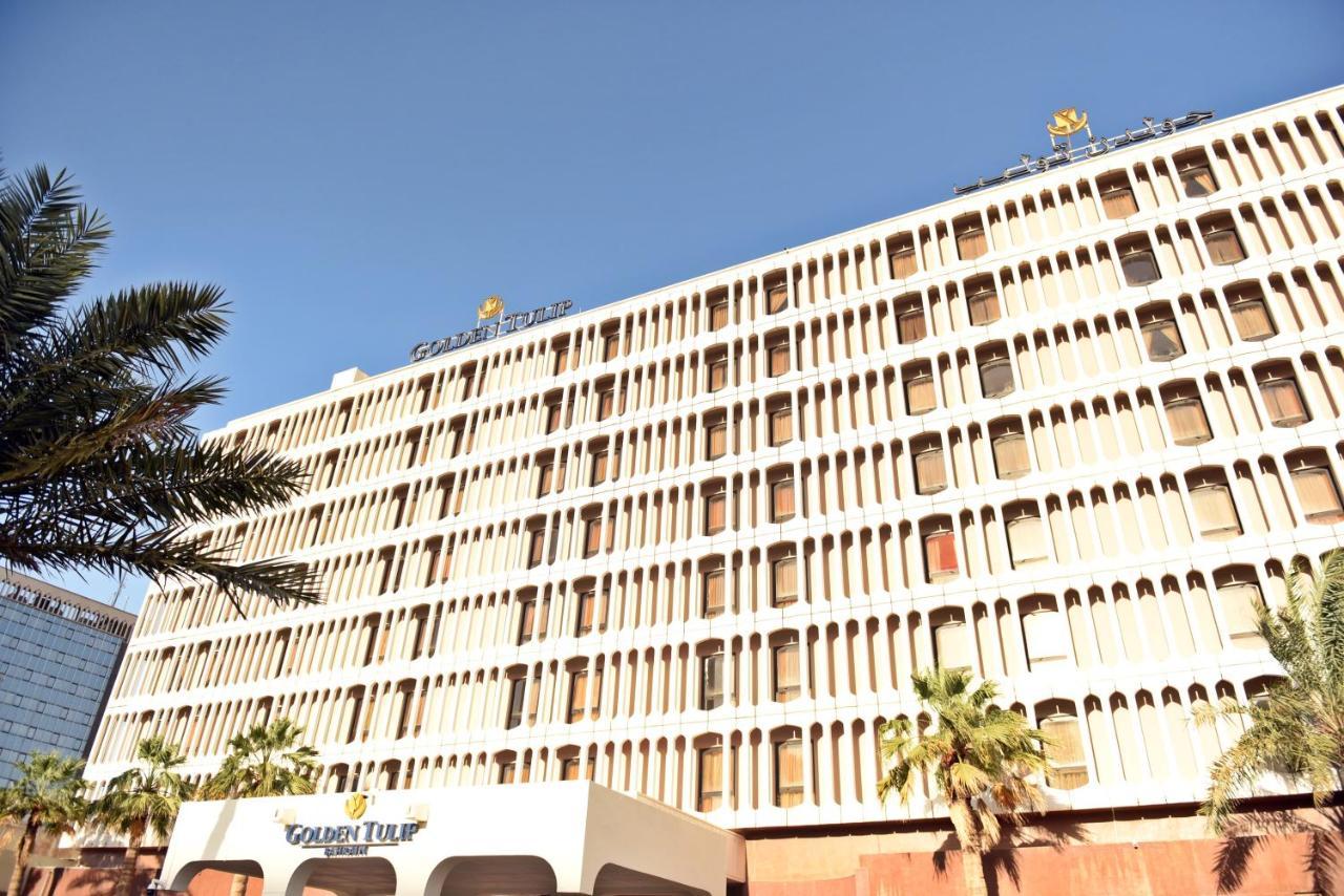 Golden Tulip Bahrain Hotel Manamah Buitenkant foto