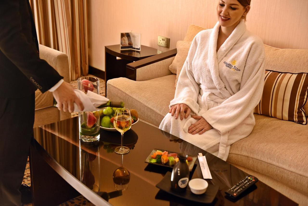 Golden Tulip Bahrain Hotel Manamah Buitenkant foto
